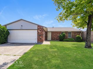 8670 Baton Rouge Dr, Dayton, OH 45424