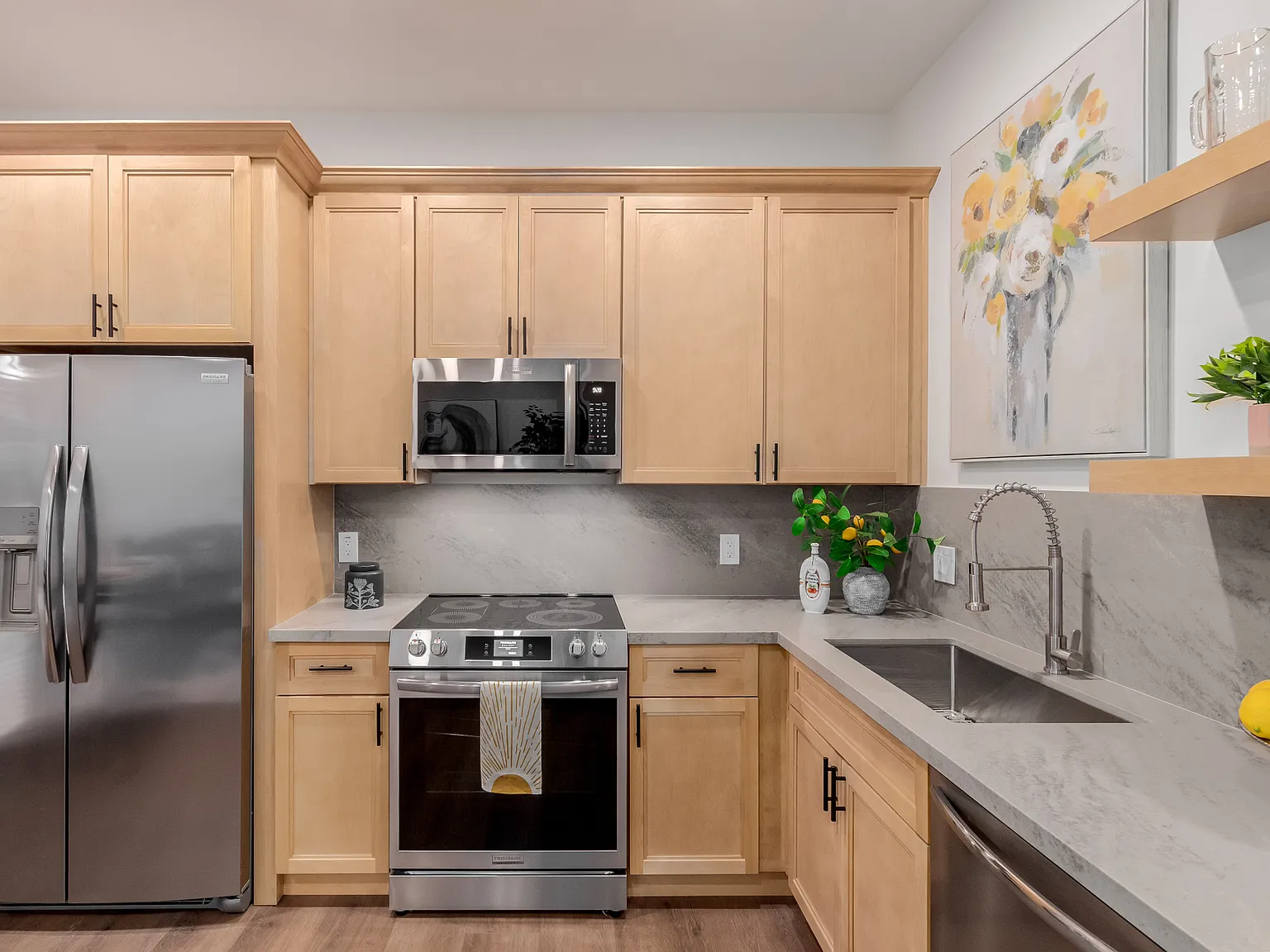 The Boardwalk Apartments at Fountain Park — Photo 4