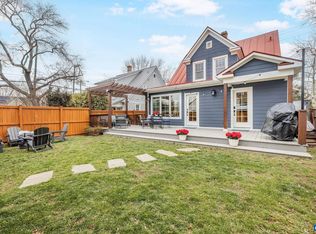 1105 Avon St, Charlottesville, VA 22902
