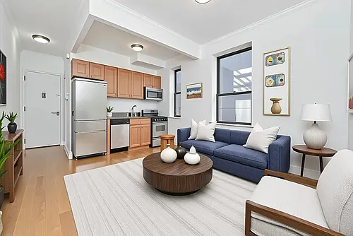 211 Avenue A #27 Photo 1