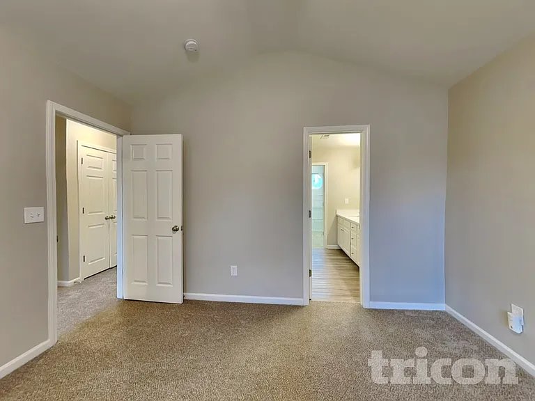 9514 Parkridge Dr — Photo 8