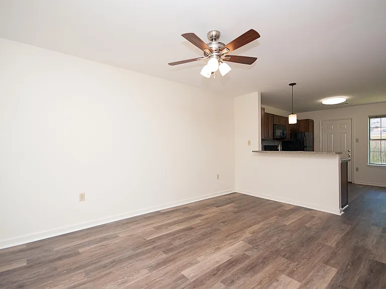 1536 Clifton St #3 — Photo 1