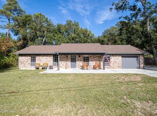 3118 Grouper Rd, Gautier, MS 39553