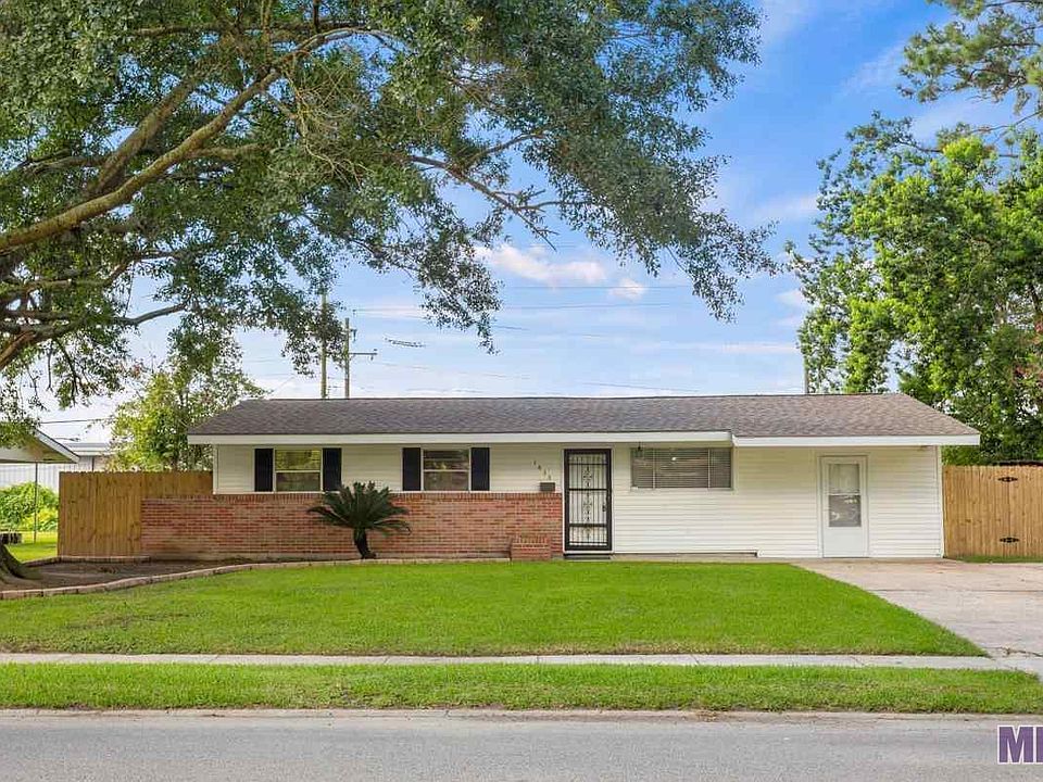 1st image of 1013 Avenue G