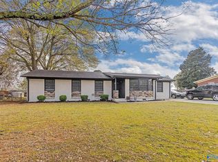 305 Robinson St SW, Decatur, AL 35601