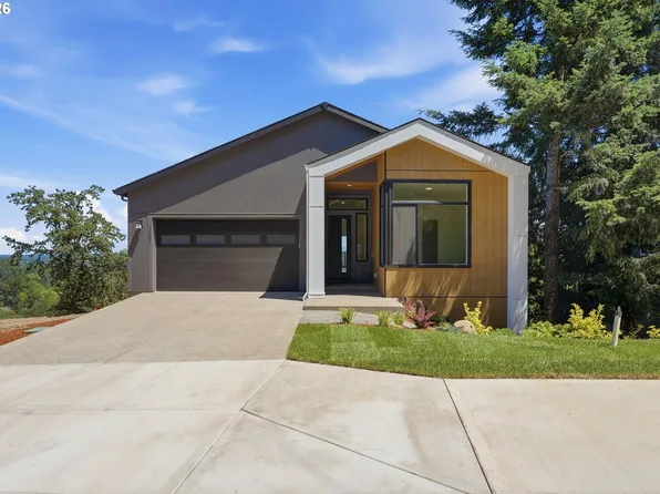 17697 Hillside Dr, West Linn, OR 97068
