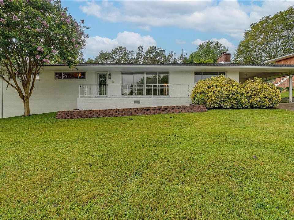 1st image of 4024 Belvoir Pines Dr