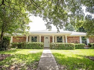 110 Camellia Ln, Pineville, LA 71360