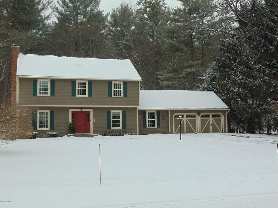 1st image of 14 N Church Ln