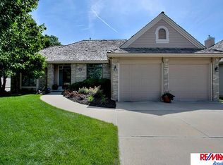5929 S 102nd St, Omaha, NE 68127
