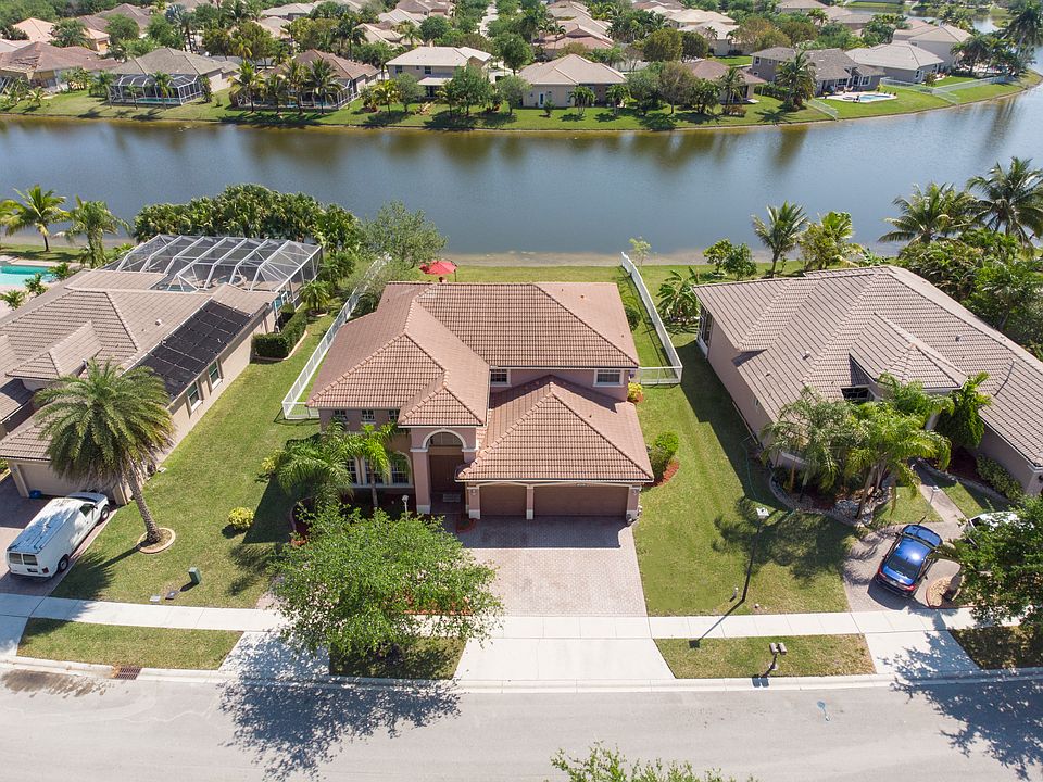 1st image of 1421 NW 139th Ave