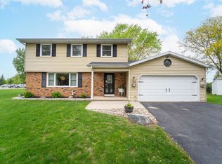 1089 Audrey Ct, Fond Du Lac, WI 54937