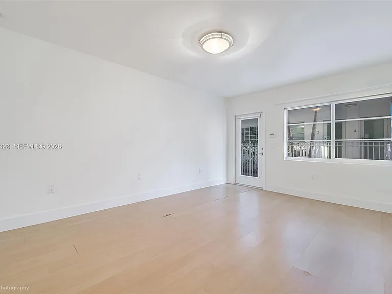 1034 Pennsylvania Ave #104 — Photo 8