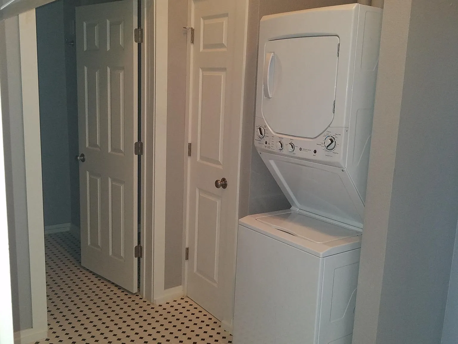 Studio, 505 sqft, $1,100 — Photo 4