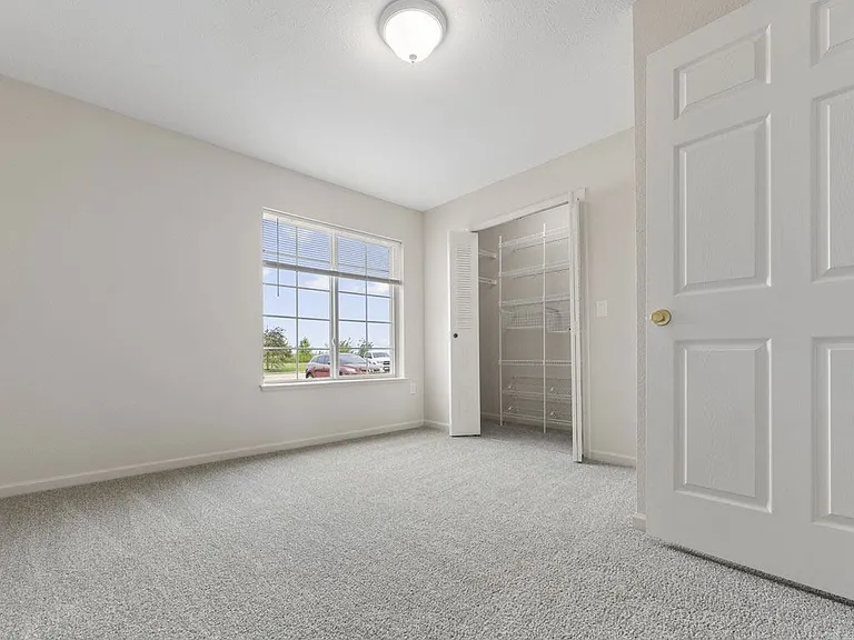 Hunters Pond Apartment Homes — Photo 33