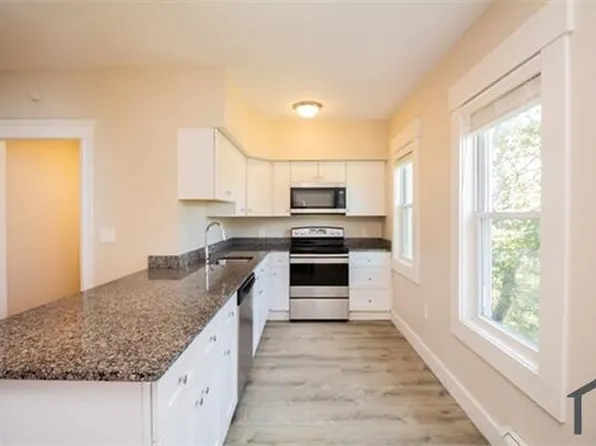 6 Adolph St #3, Worcester, MA 01605