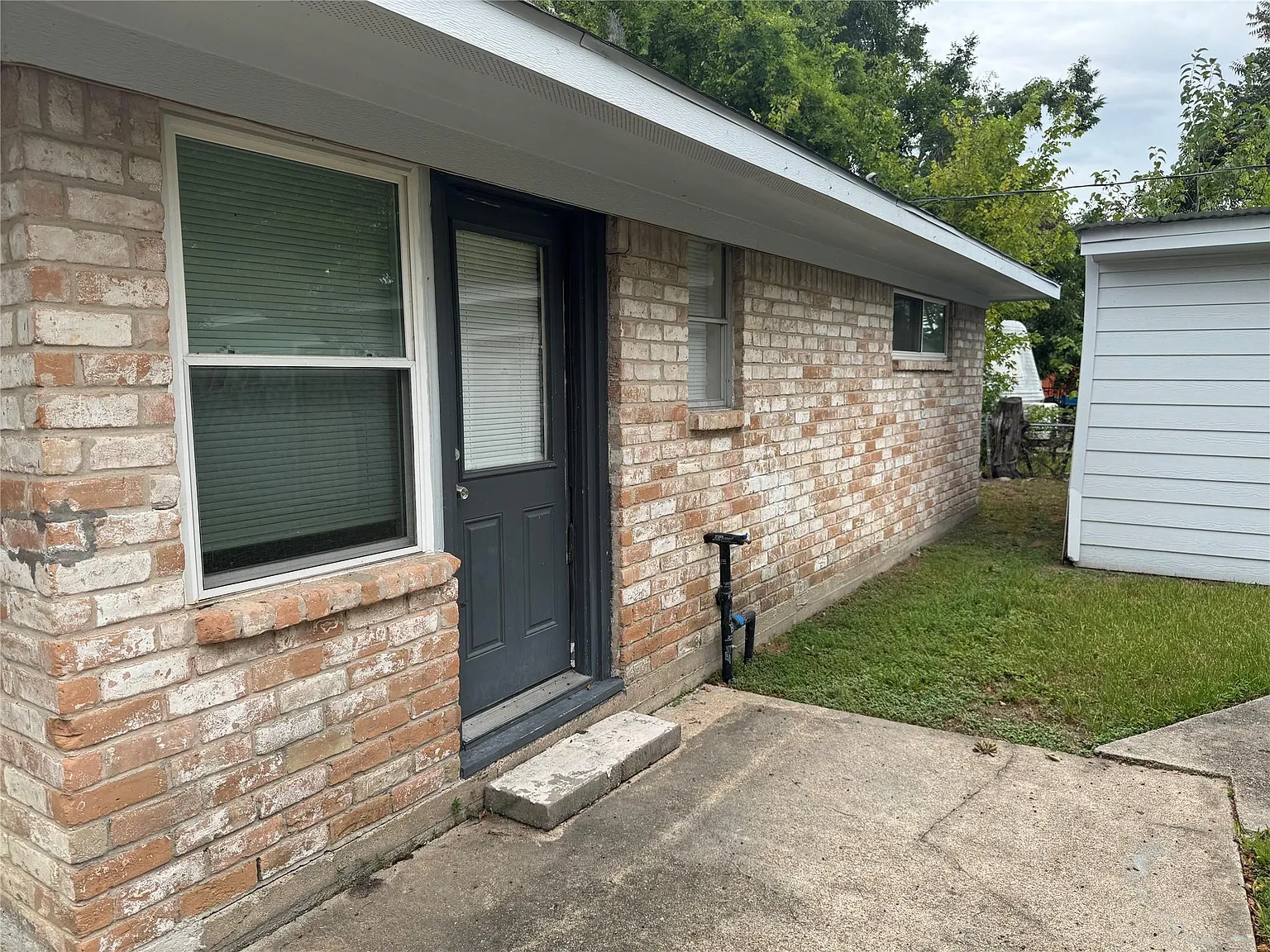 604 Wilson Rd — Photo 2