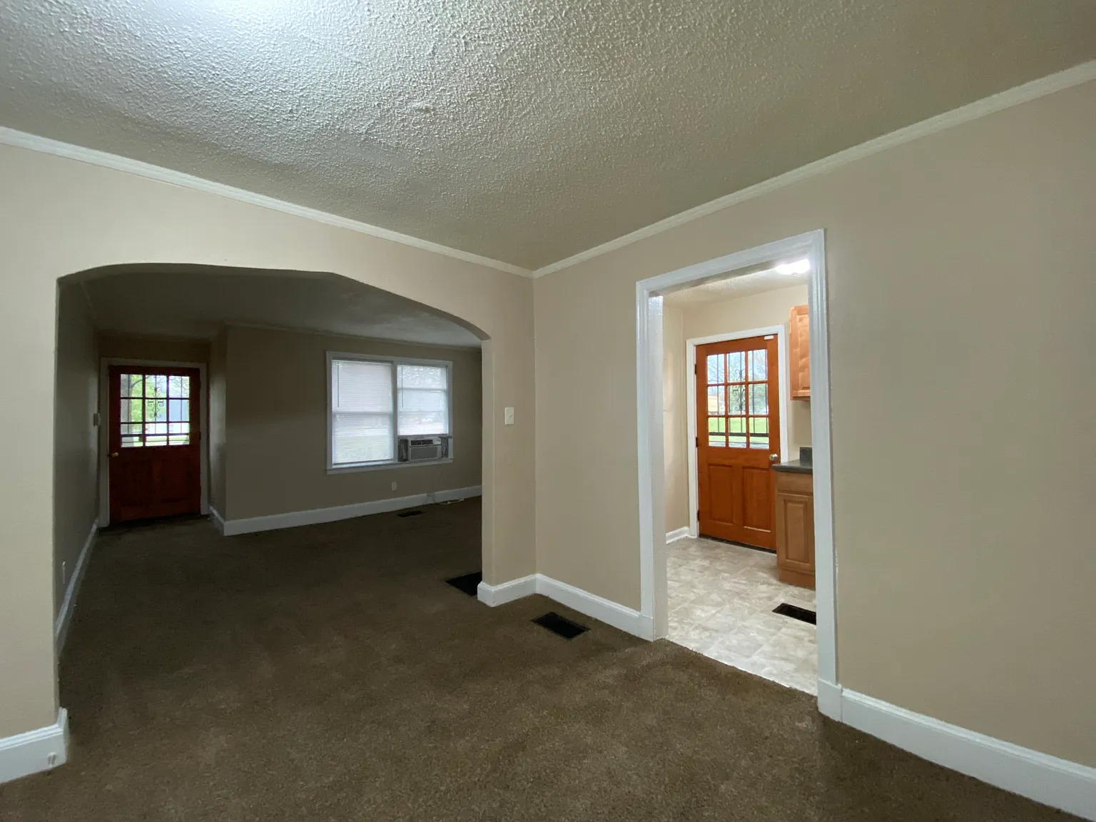 1252 Semmes — Photo 2