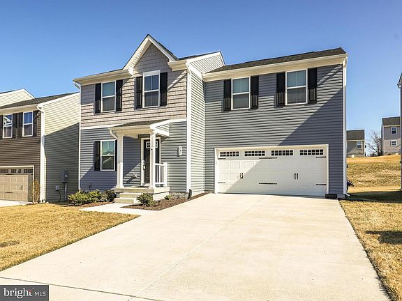 2nd image of 131 Woolen Mills Dr