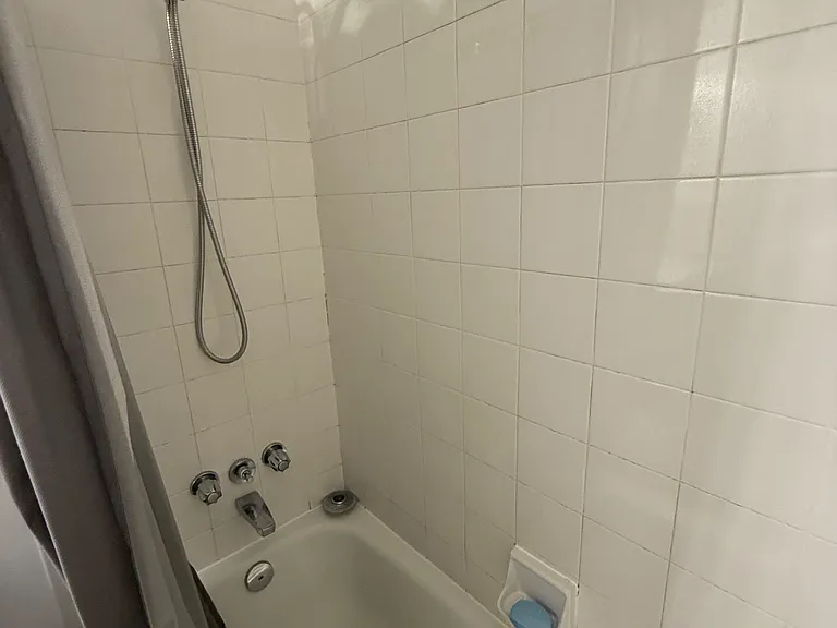 858 Commissioners Rd E #806 — Photo 28