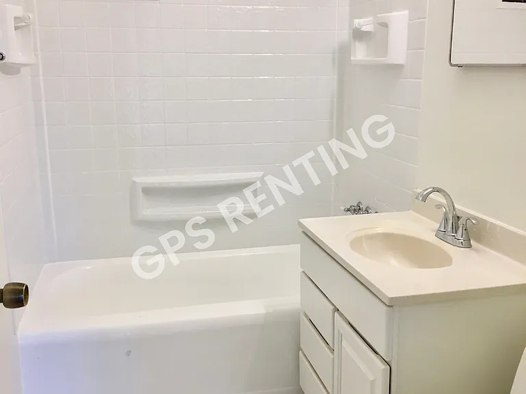 15526 14th Ave NE — Photo 9