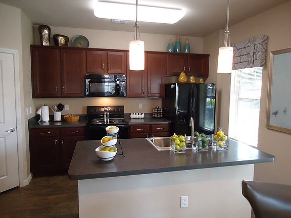 2nd image of 8681 A C Skinner Pkwy APT 516