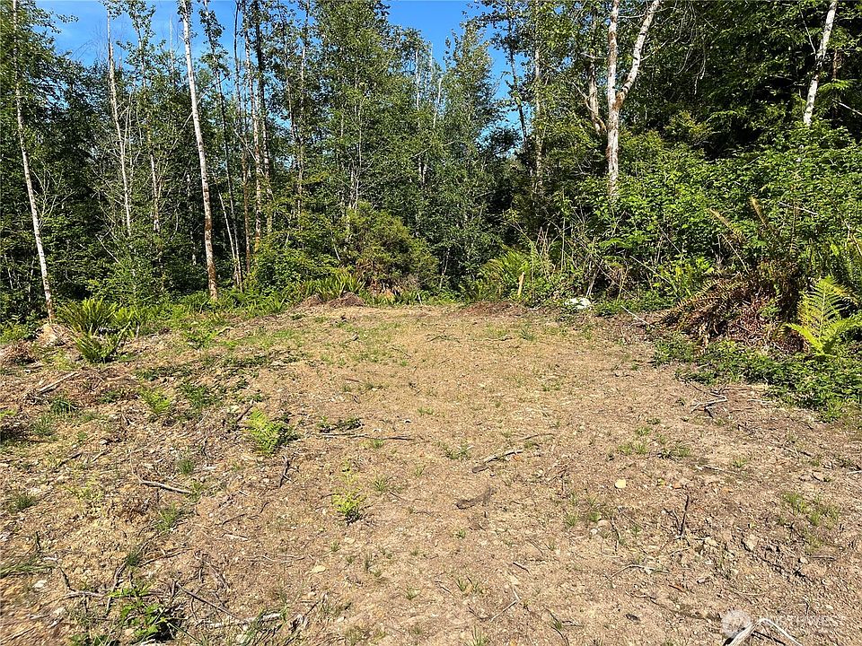 2nd image of 4613 182nd Drive NE