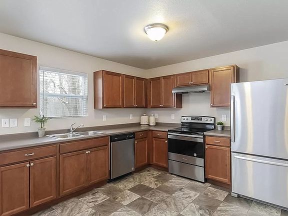 2nd image of 8805 Nelson Ln