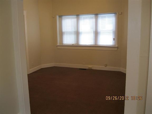 4th image of 2609 Shelby St