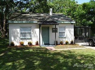 5715 14th St, Zephyrhills, FL 33542