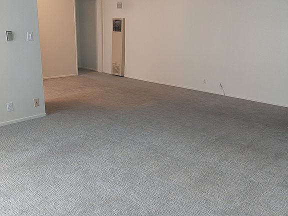 5th image of 1016 N Orange Grove Ave #10