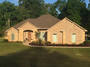 340 Kayla Ln, Longview, TX 75602