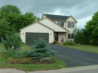 23 Summer Hill Dr, Brockport, NY 14420