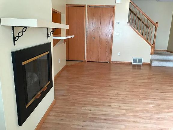 2nd image of 1929 Southcross Dr #1202