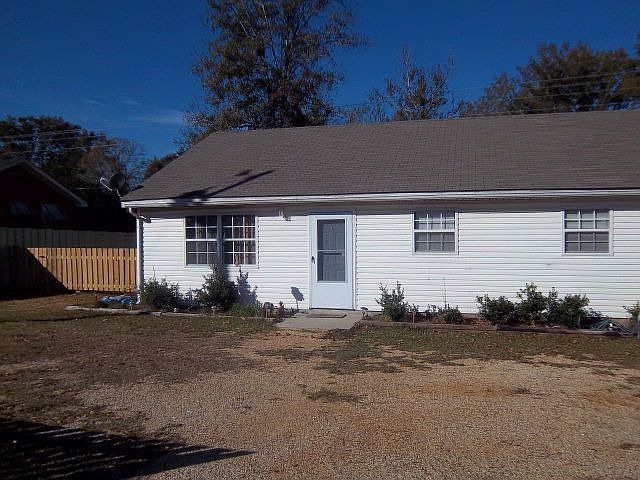 2nd image of 798 Ceasar Rd