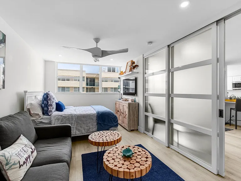1236 Hillsboro Mile Bch #406 — Photo 49