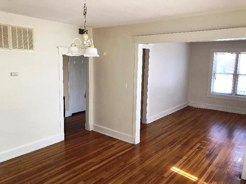 1st image of 1815 E 136th St