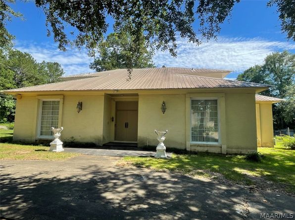 1904 Tippett Dr, Selma, AL 36701