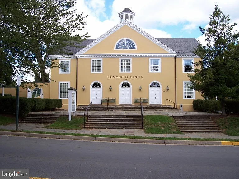 21 Stonewall Ct — Photo 42
