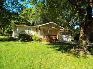 3055 W Lombard St, Springfield, MO 65802