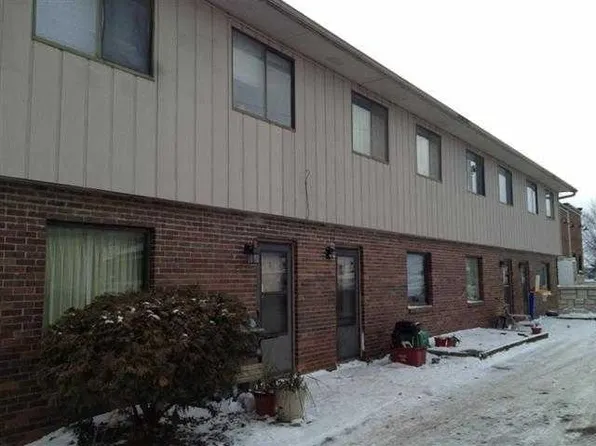 215 W Marengo Rd, Tiffin, IA 52340