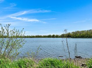 W179 W Lakeshore DRIVE, Burlington, WI 53105