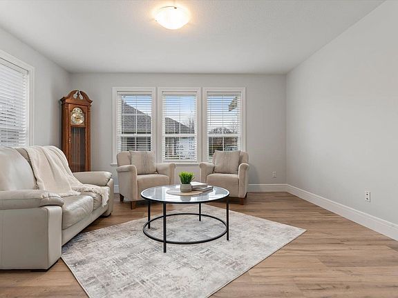 3rd image of 45819 Stevenson Rd #21