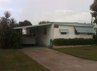 1518 S Shore Dr, Tavares, FL 32778