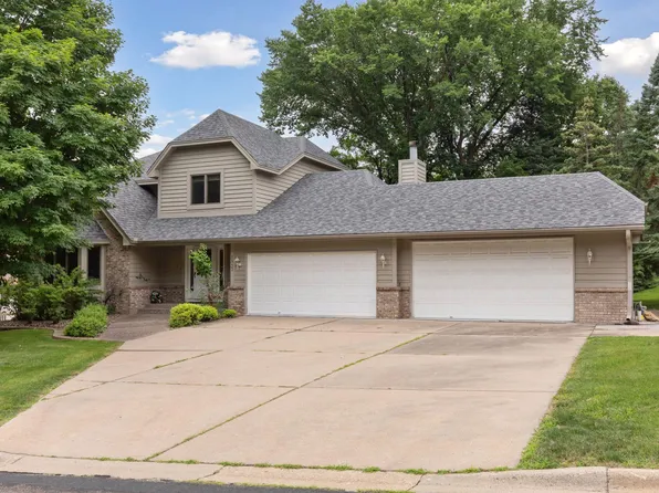 14733 Innsbrook Cir, Burnsville, MN 55306