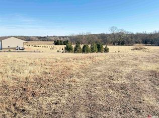 310 Cottonwood St, Bennet, NE 68317