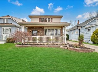 36 Central Blvd, Cheektowaga, NY 14225