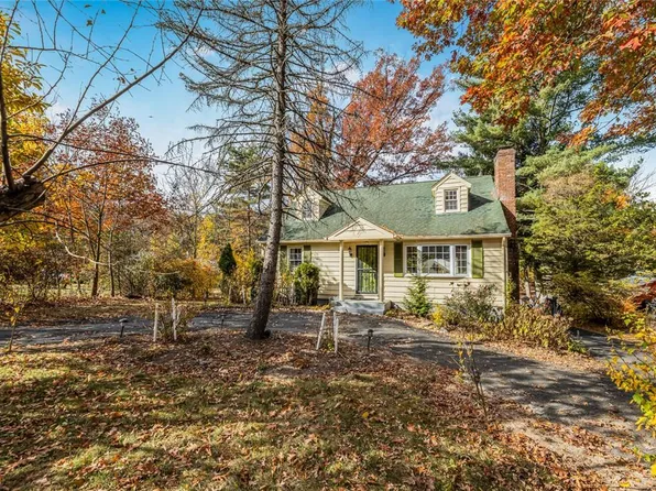 6 W Clarkstown Road, New City, NY 10956