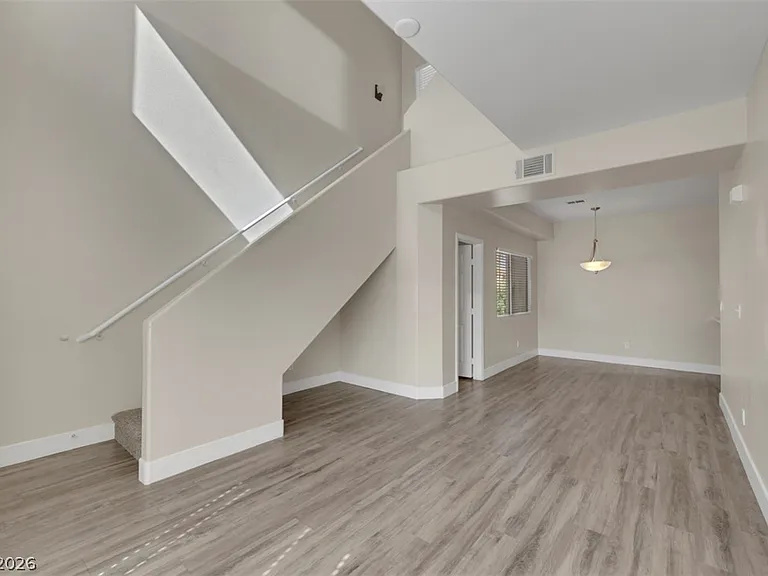 503 Lost Eagle Way — Photo 3