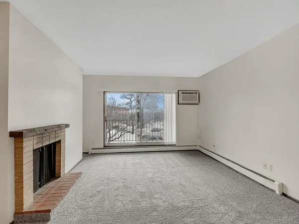 1690 State Highway 36 #324, Saint Paul, MN 55115